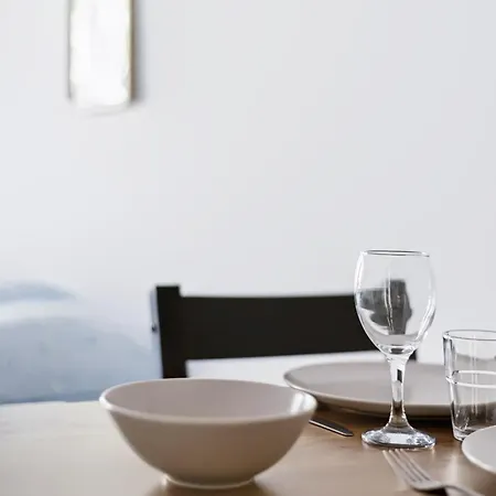 Le Petit Brienne, & Parking, Vue Canal Apartment